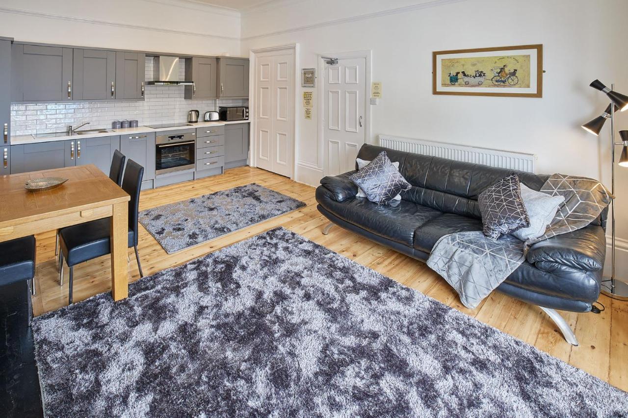 Apartment 3, Khyber Lodge Apartments Whitby Kültér fotó